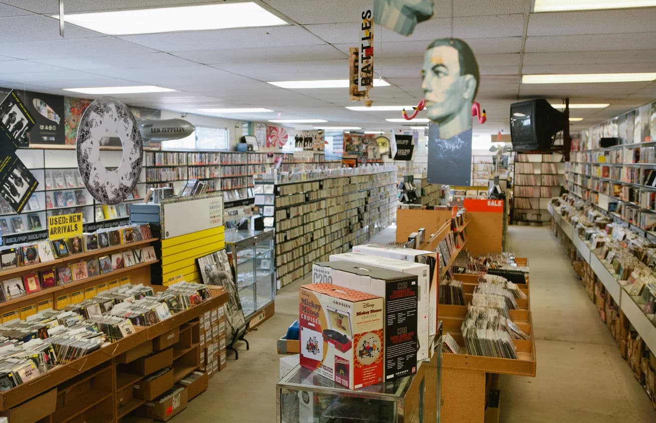 Lou's Records record store